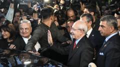 Kılıçdaroğlu ile Özel telefonda görüştü