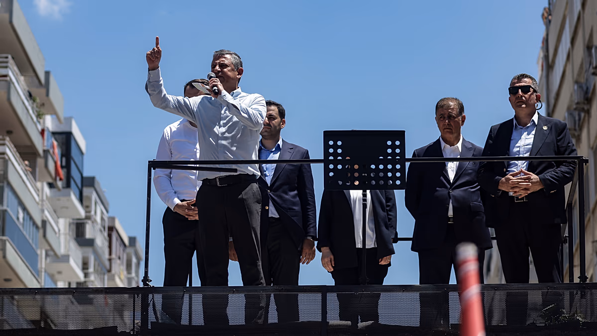 Kılıçdaroğlu, Özel'in grup başkanlığının iptali için TBMM'ye dilekçe verdi