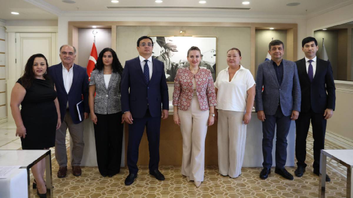 Kırgız Cumhuriyeti Antalya Başkonsolosu Kadyrov Bakyt Myrzabekoviç