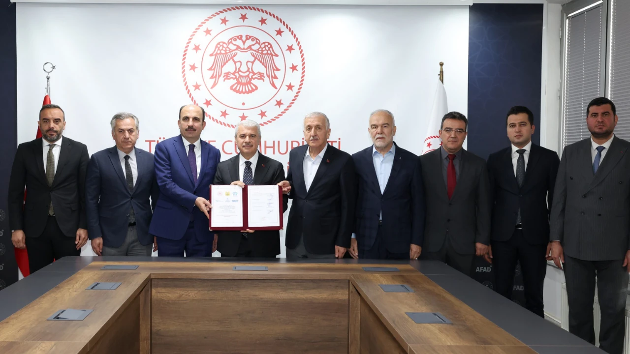 Konya'da 3. Mesleki Eğitim İstihdam Fuarı için imzaları atıldı