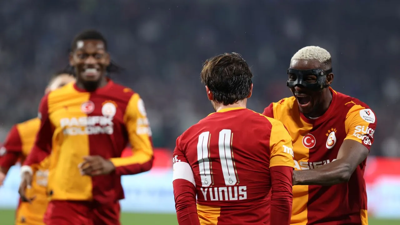 Konyaspor'u deplasmanda 4-0 mağlup etti