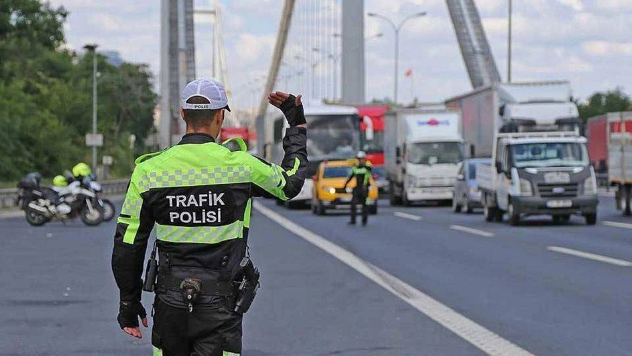 Kurban Bayramı trafik tedbirleri belli oldu! "Amacımız ceza kesmek değil"