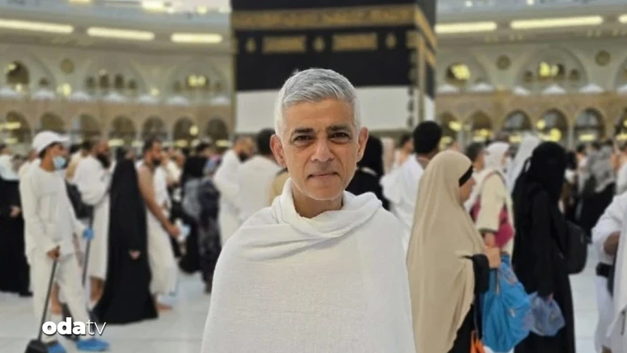 Londra Belediye Başkanı Sadık Han hacı oldu