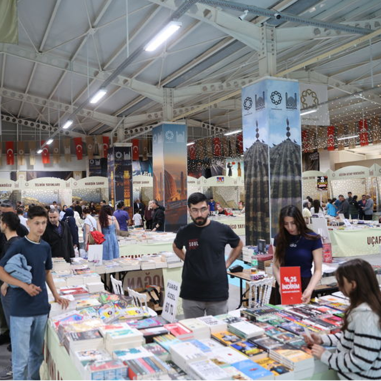 Mardin'de 3. Kitap Fuarı açıldı