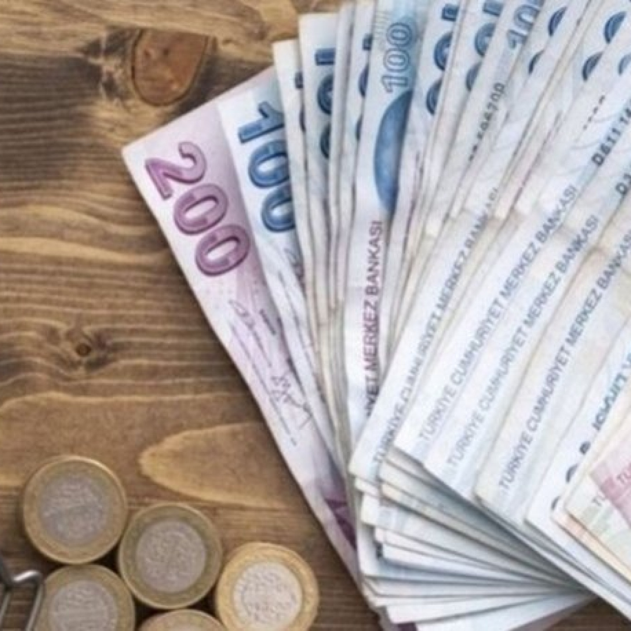 Milyonlarca emeklinin merakla beklediği Kurban Bayramı ikramiyesi ödeme takvimini duyurdu