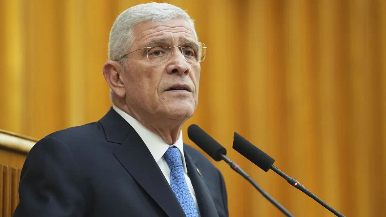 Müsavat Dervişoğlu'ndan kürsüde iktidara salvolar