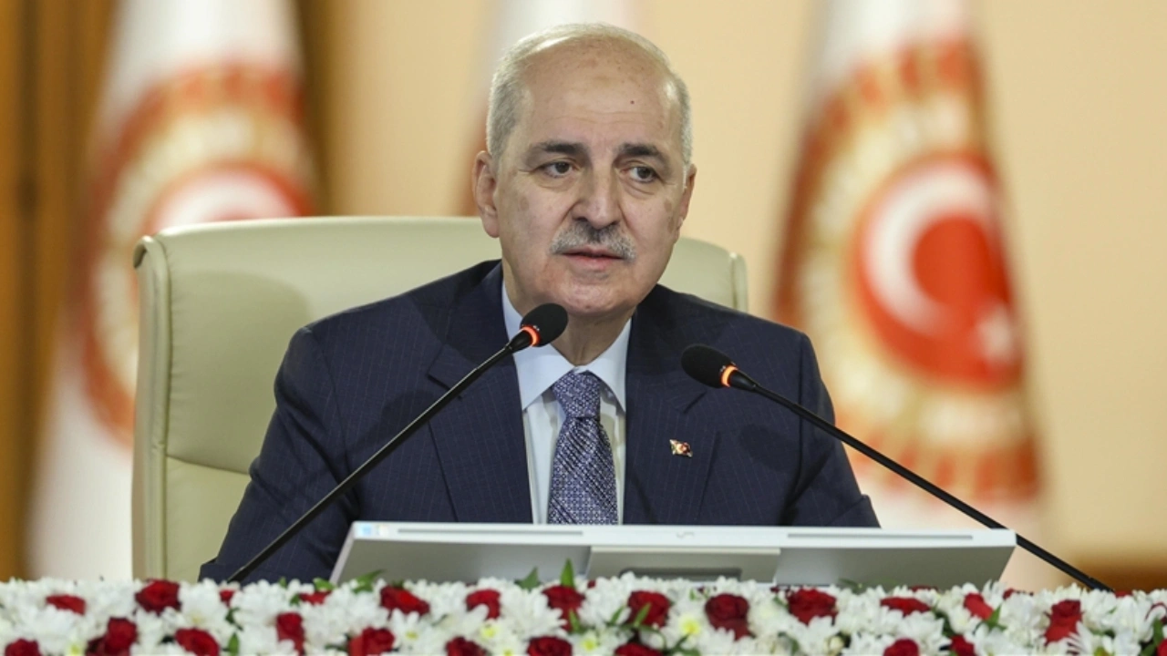 Numan Kurtulmuş'un bayram kutlamasında süreç vurgusu