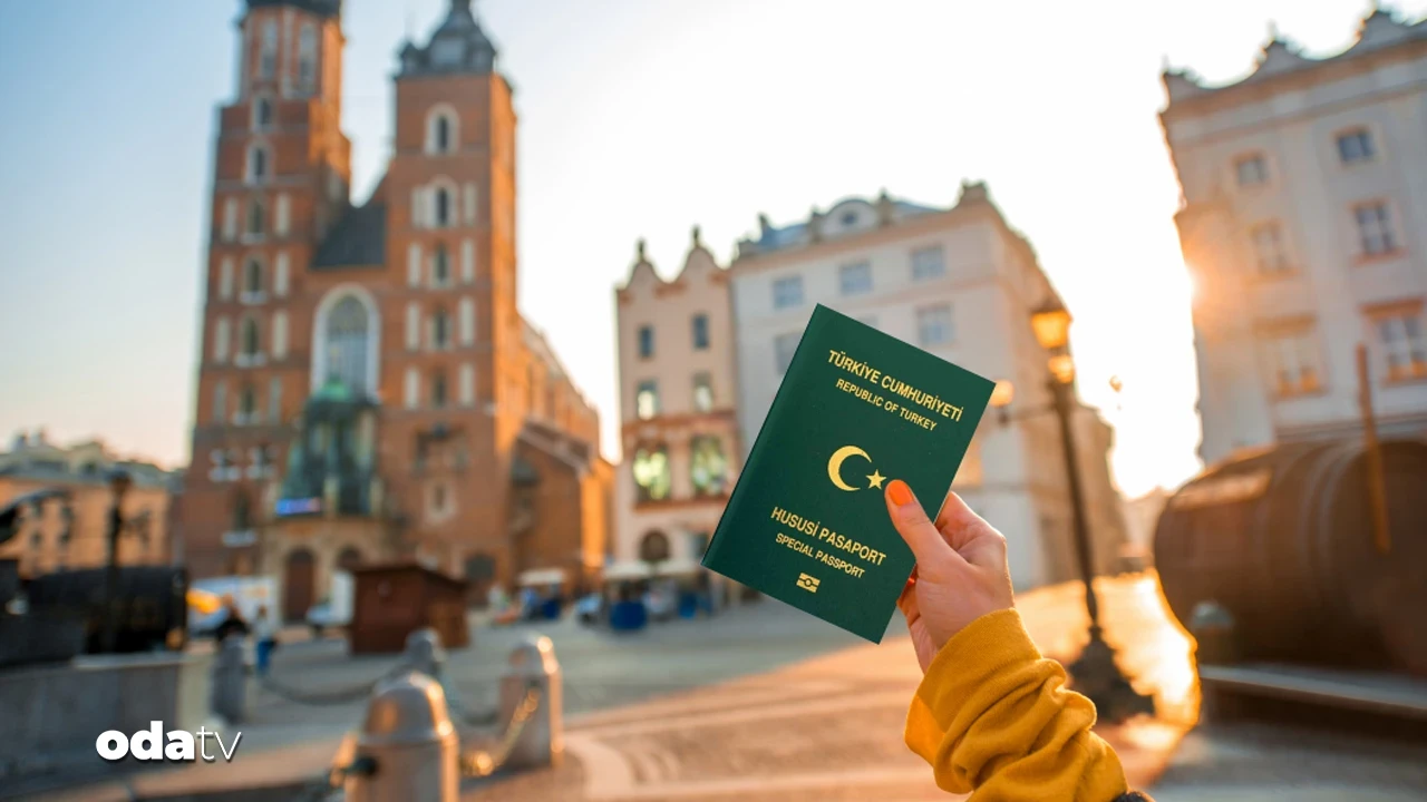 Öğretmenler ve eczacılar için Yeşil Pasaport talebi