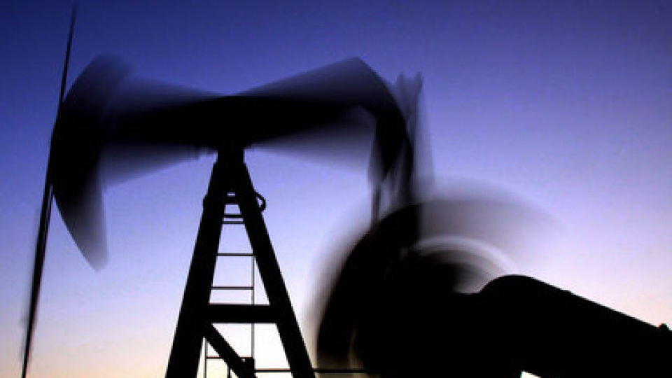 Petrol, İsrail-Lübnan ateşkesi sonrası geriledi