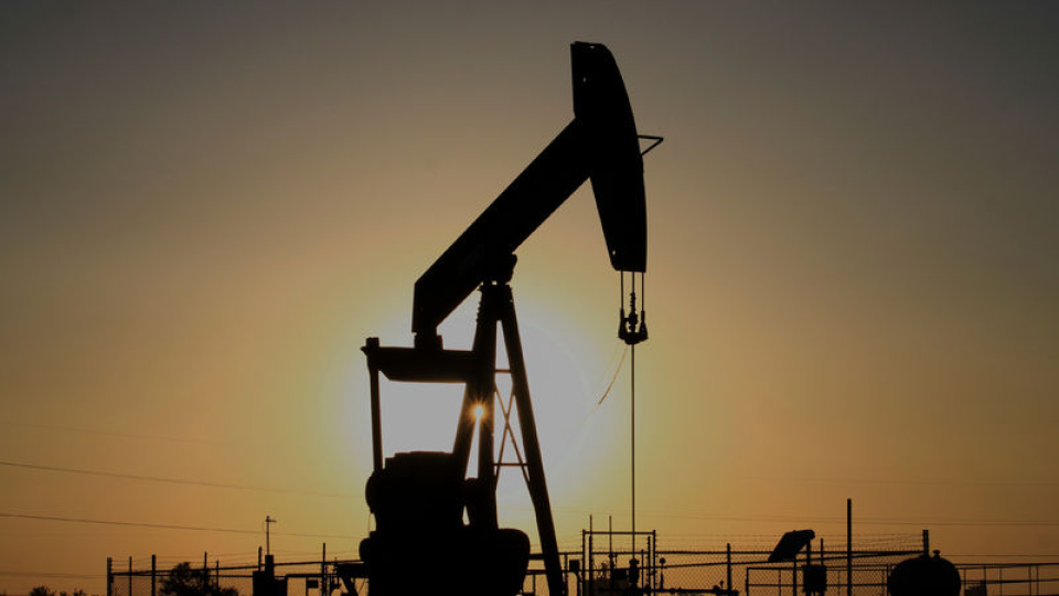 Petrol müzakerelerdeki belirsizlikle tekrar yükseldi