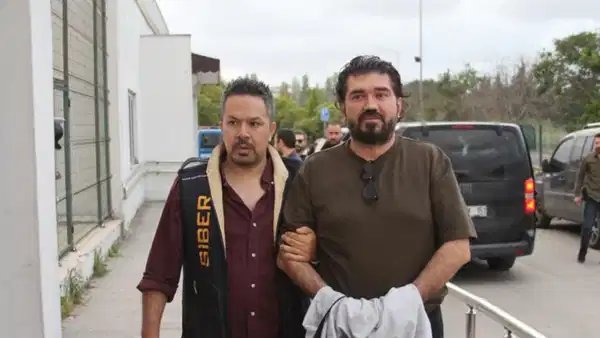 Rasim Ozan Kütahyalı, eşinin hamile olduğunu söyleyip serbest bırakılmak istemiş