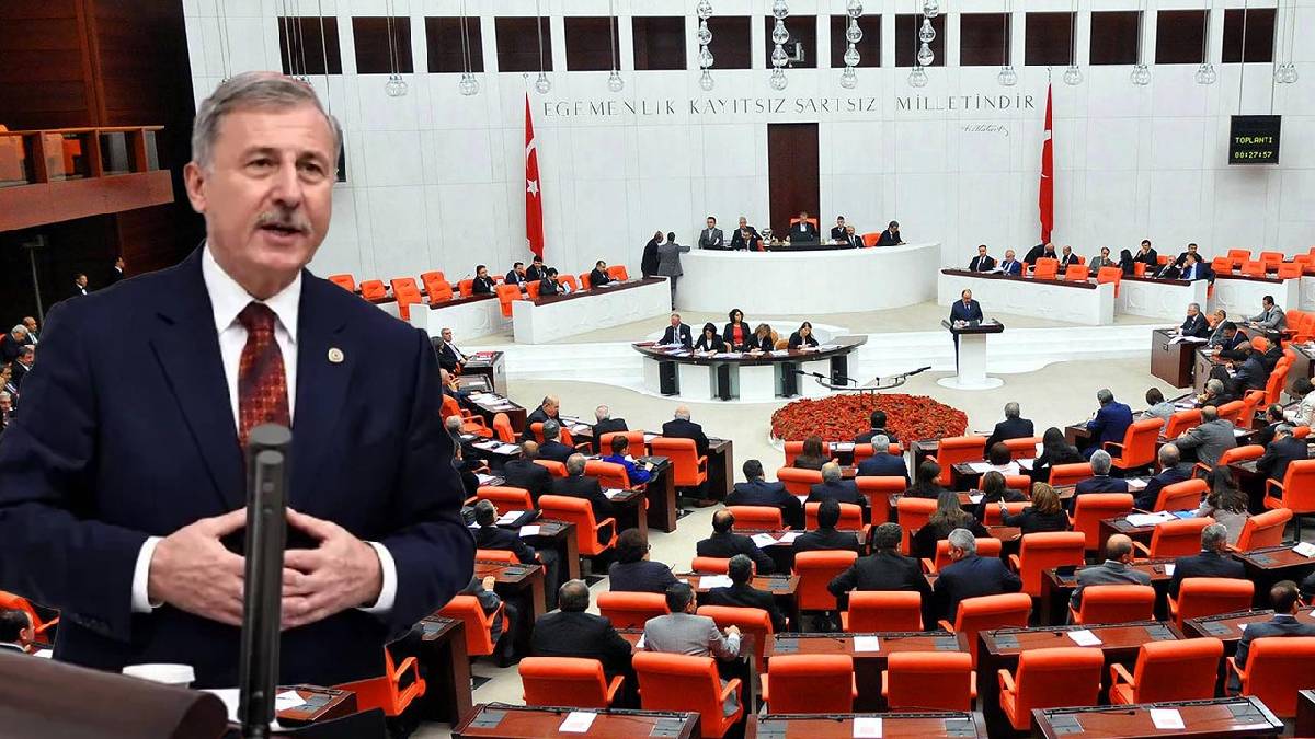 Selçuk Özdağ üç yıllık Meclis karnesini açıkladı