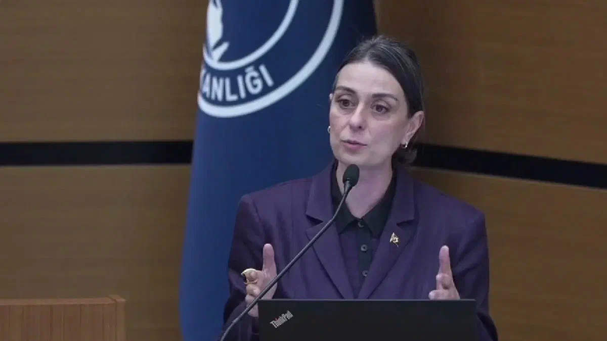 Sinem Dedetaş'tan Üsküdar Belediyesi operasyonuna tepki