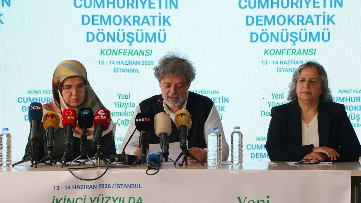 Siyasetçi, yazar ve akademisyenlerden "Cumhuriyetin Demokratik Dönüşümü" için konferans çağrısı