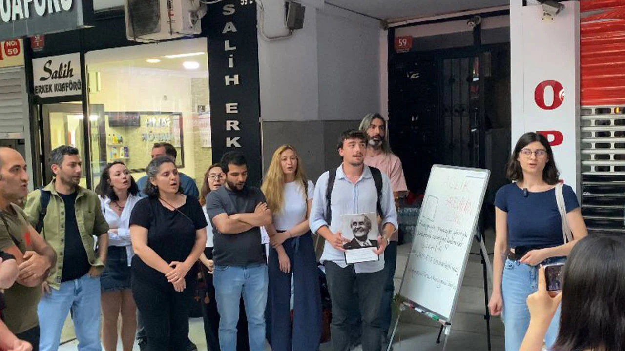 SOL Parti, taban maaş ücretleri ve mülakatlara dair verilen sözler için başlattıkları nöbetin 9'uncu