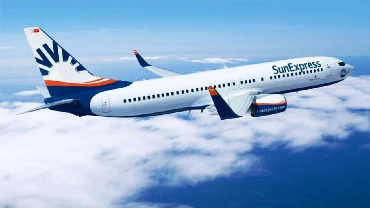 SunExpress, Antalya'dan Ostrava'ya uçuşlara başladı