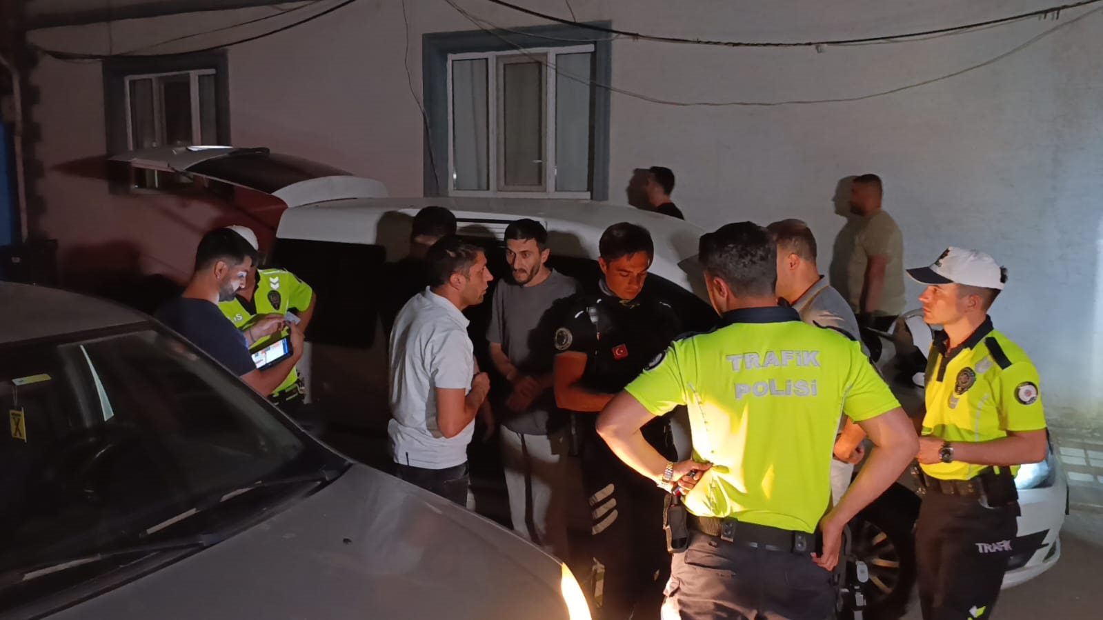 Sürücüye toplam 710 bin lira ceza uygulanırken, ehliyetine 5 yıl süreyle el konuldu
