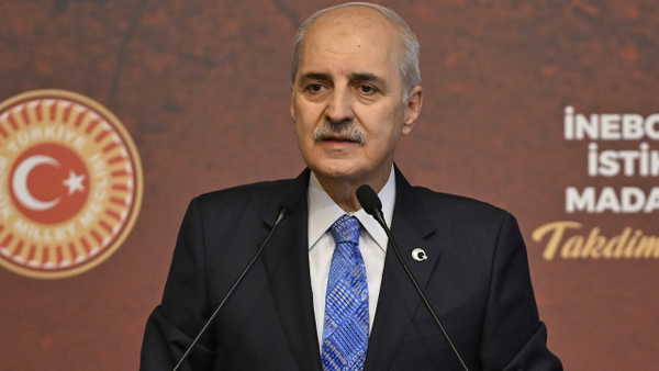 TBMM Başkanı Numan Kurtulmuş: Programda öğrencilere hitap eden Kurtulmuş