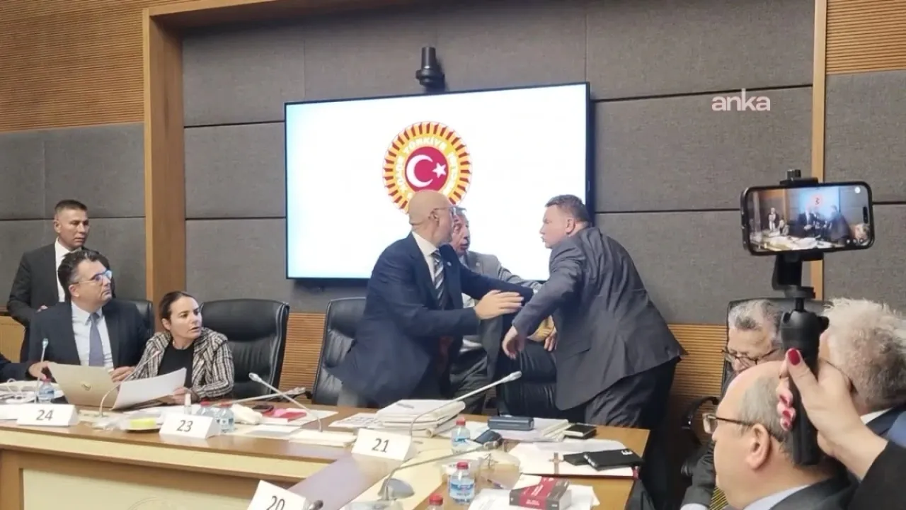 TBMM'de Pislik tartışması! MHP'li vekil masayı yumrukladı