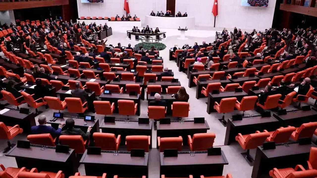 TBMM'de ‘süreç' oturumu yeter sayı yokluğu nedeniyle kapandı