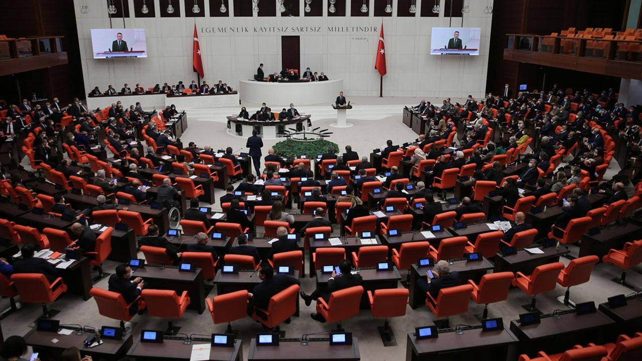 TBMM Genel Kurulu'nda görüşmesi devam eden çerçeve yasanın maddelerinin görüşülmesine karar verildi