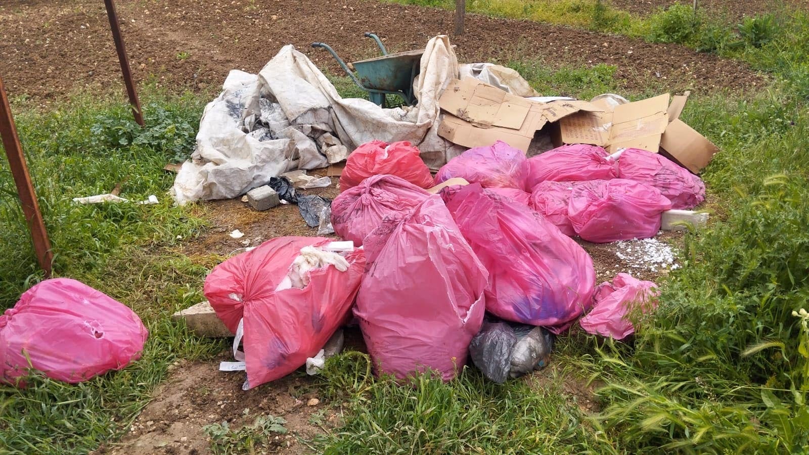Tıbbi atıklarını yakan özel hastaneye Bakanlıktan ceza yağdı