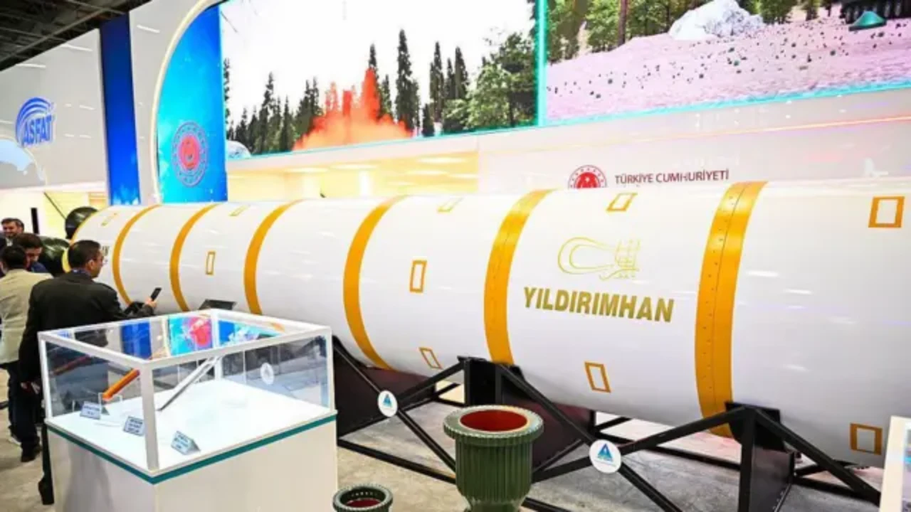 Türkiye'nin kıtalararası balistik füze geliştirmesi ne anlama geliyor?