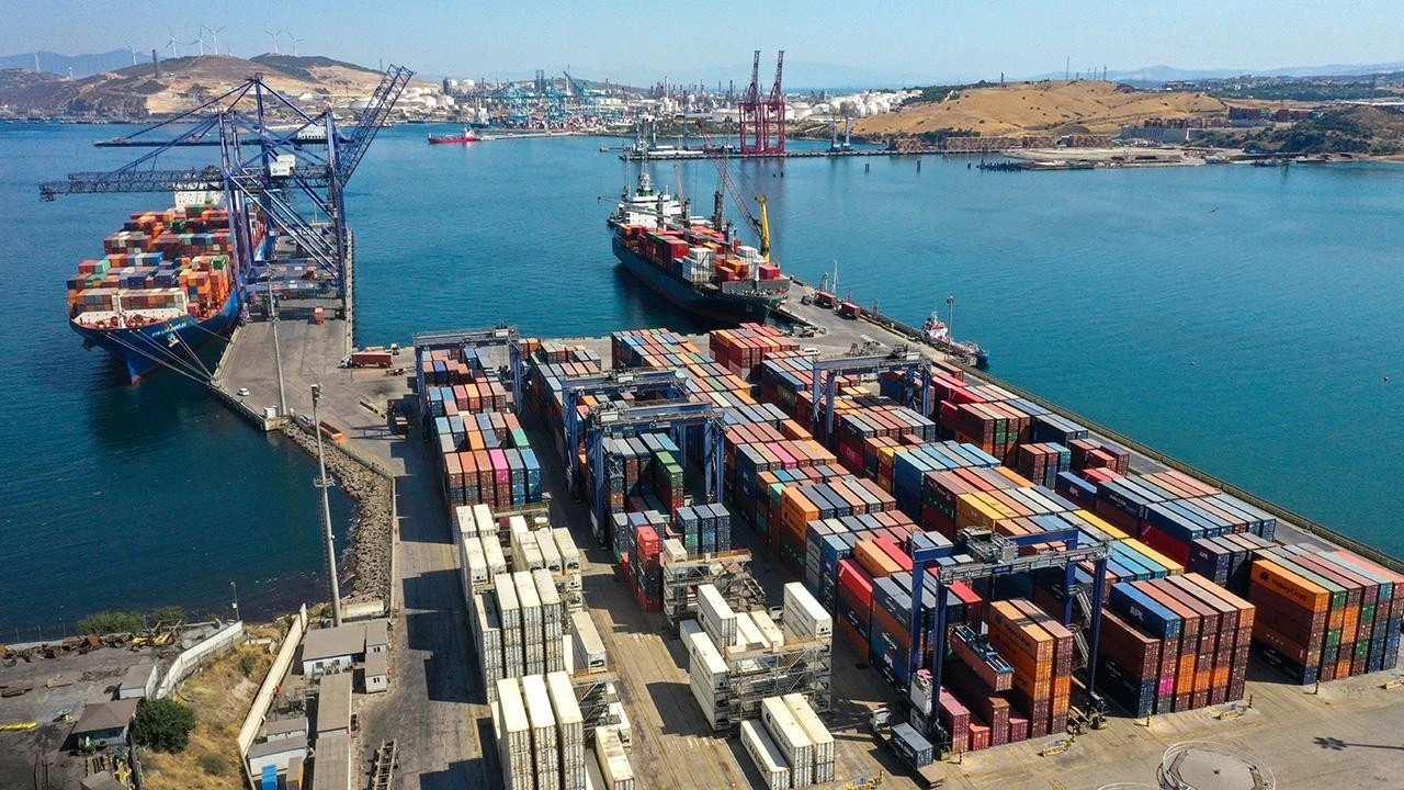 Türkiye'nin kumaşı Tunus'ta işlenip dünyaya satılıyor