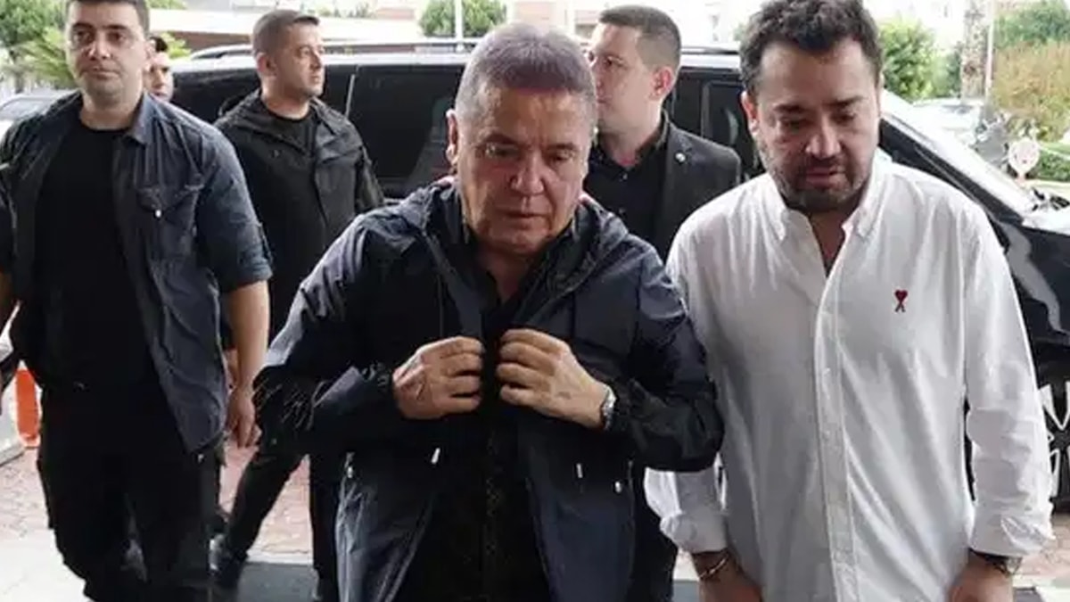 Tutuklu Antalya Büyükşehir Belediye Başkanı Muhittin Böcek'in şoförleri Aydın Günaydın ve Özer Uygun
