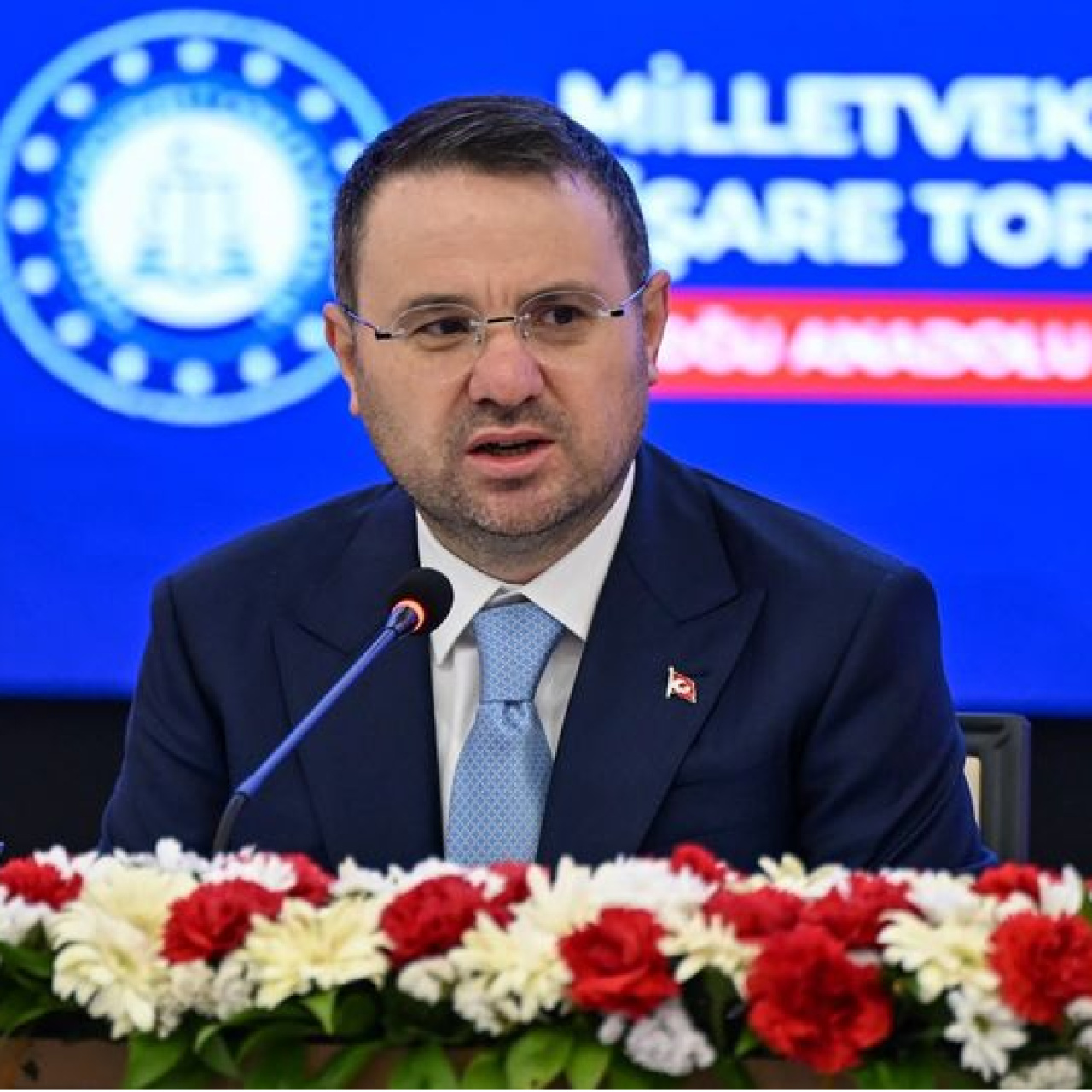 "Yeni çağ açan eşsiz zafer": İstanbul'un Fethi'nin 573'üncü yıl dönümünü kutladı