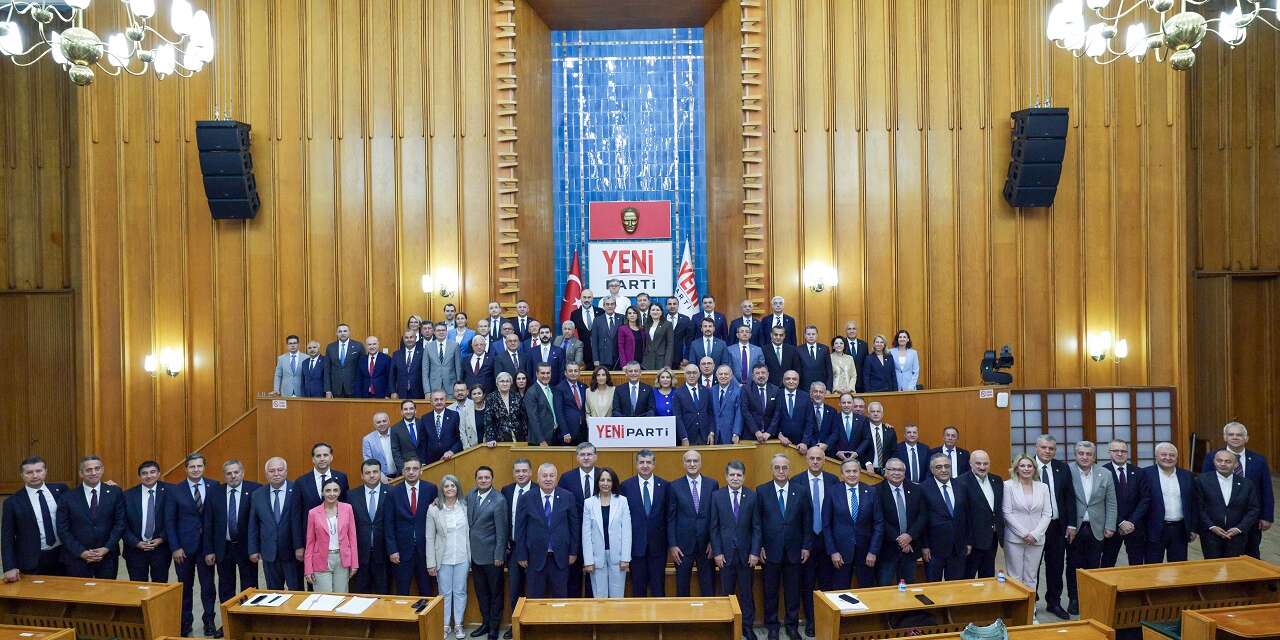 Yeni Parti'nin TBMM Başkanvekili Tekin Bingöl: Seyit Torun ve Özgür Karabat olarak belirlendi
