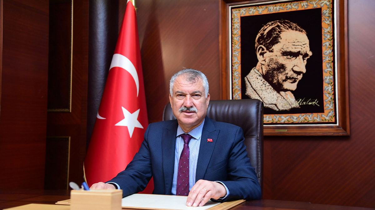 Zeydan Karalar'dan CHP'ye kurultay çağrısı